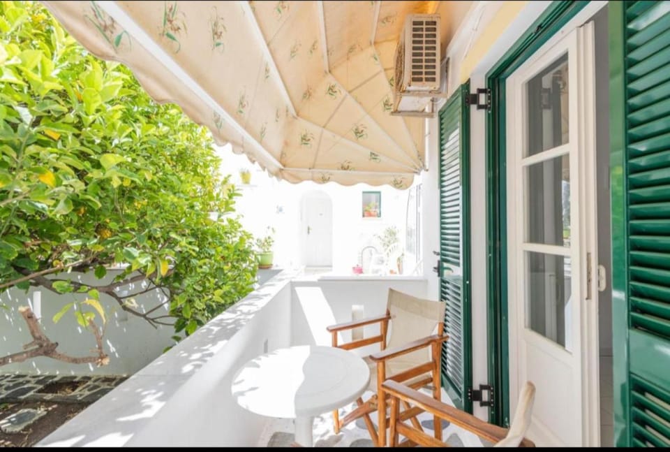 Orion 2 Hotel in Naousa