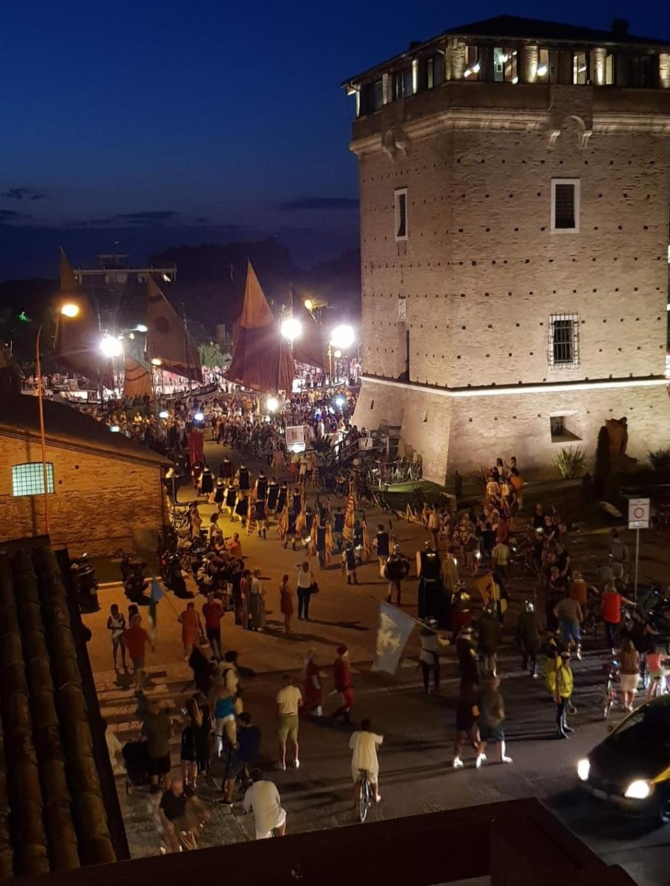 Night, City view, Landmark view, Location