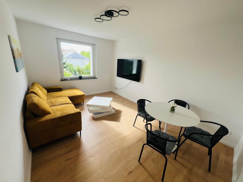 TV and multimedia, Seating area