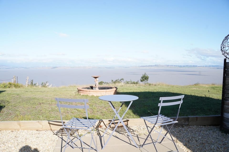 VistaMirage - Mystic Ridge Estate Bed and Breakfast in Victoria