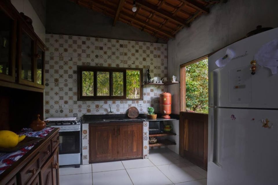 Kitchen or kitchenette, oven, stove