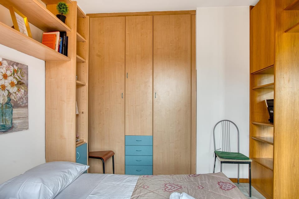 Bed, wardrobe