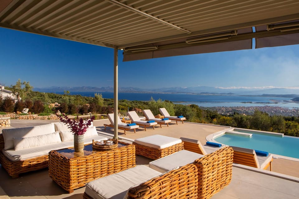 Seating area, Pool view, Sea view, sunbed