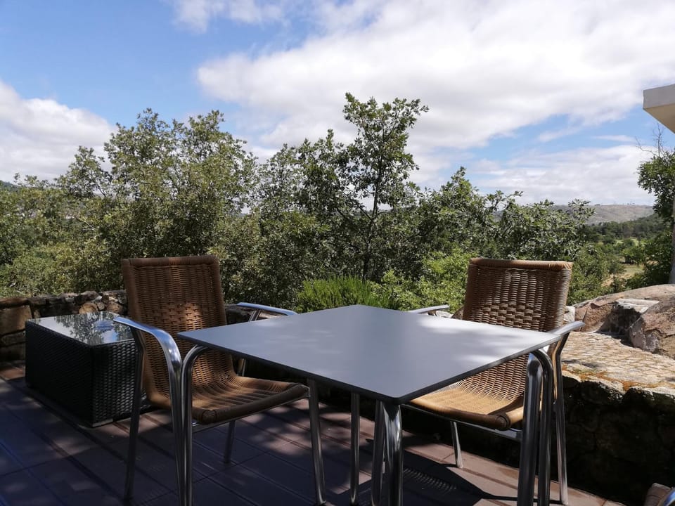 Patio, Natural landscape, Living room, Seating area, Dining area