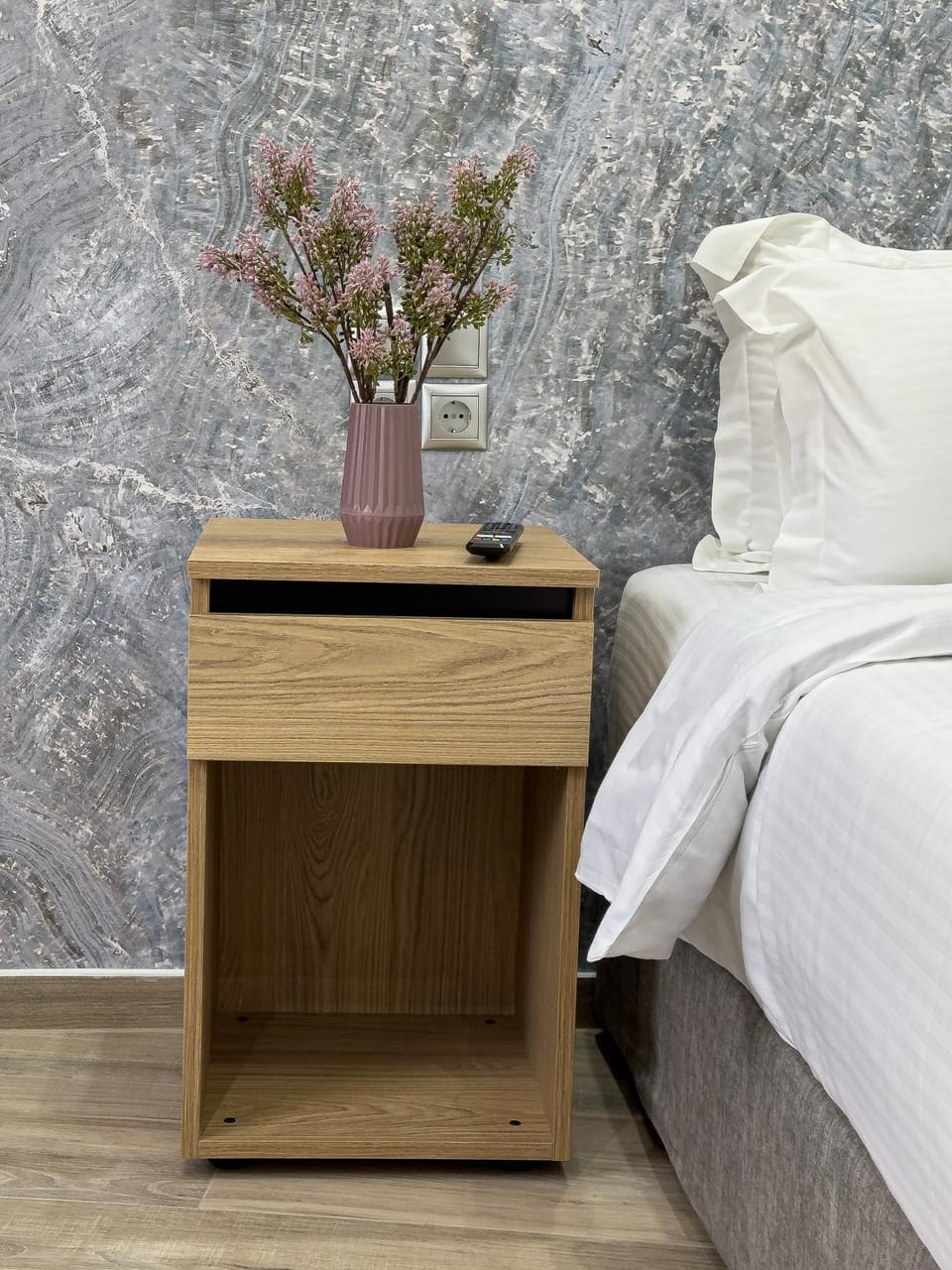 Stylish Living-Ioli Apartment in Athens