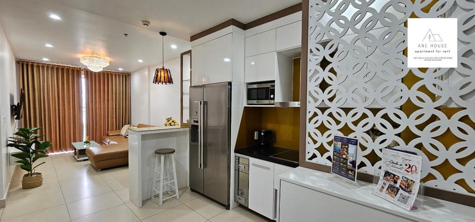 AnE House 2 - Spacious 2BR Apartment 69m2 - SHP Plaza - Hai Phong City Center Apartment in Laos