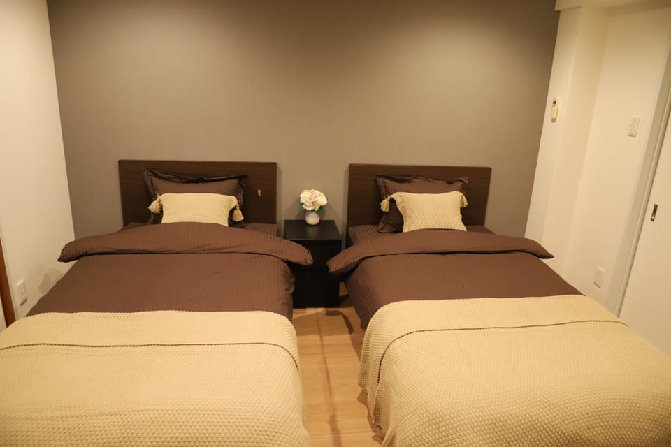 有朋ハウス302 Apartment in Osaka