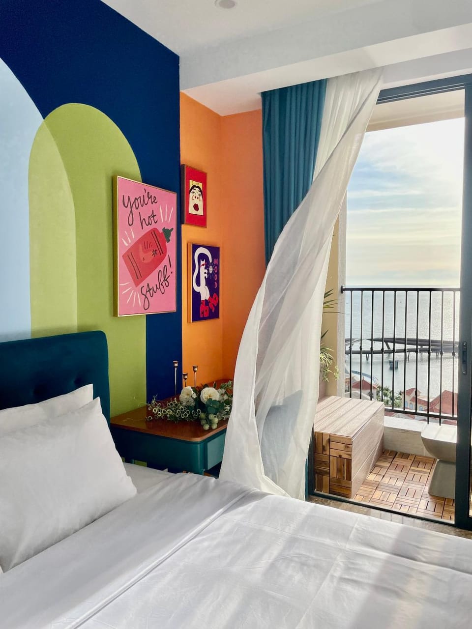 Bed, Natural landscape, View (from property/room), Balcony/Terrace, Sea view