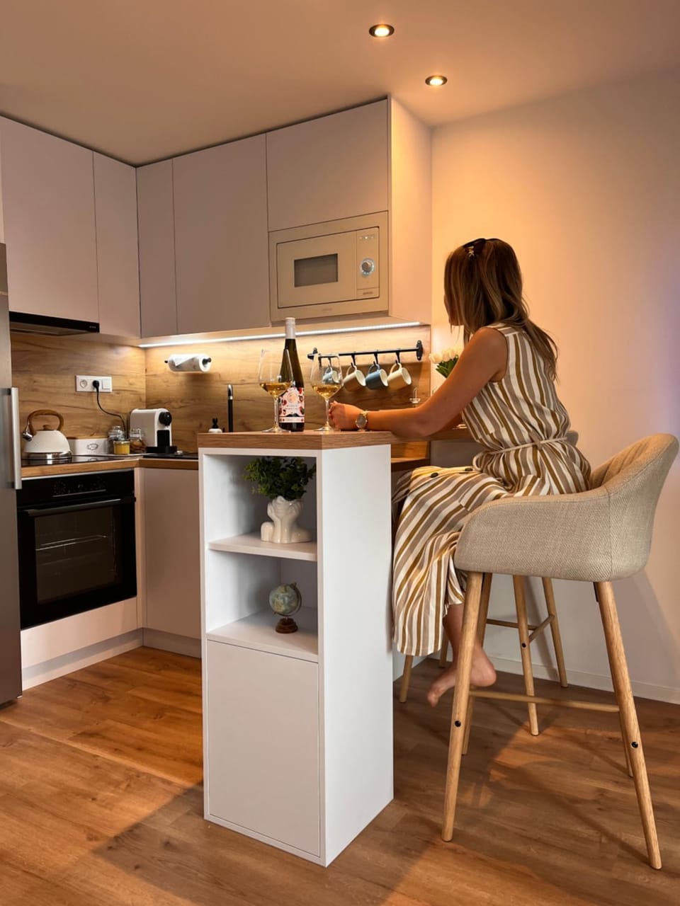 Kitchen or kitchenette, kitchen