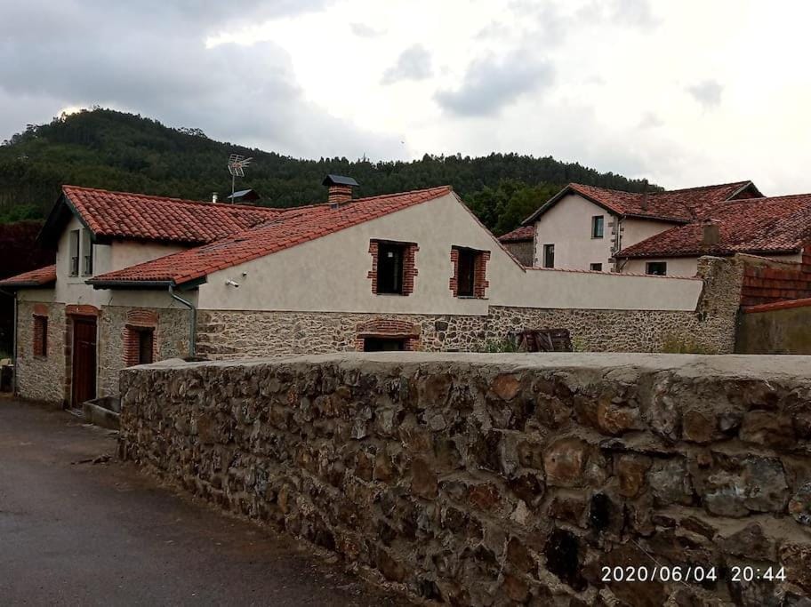 FINCA LA VENERA Apartment in Cantabria