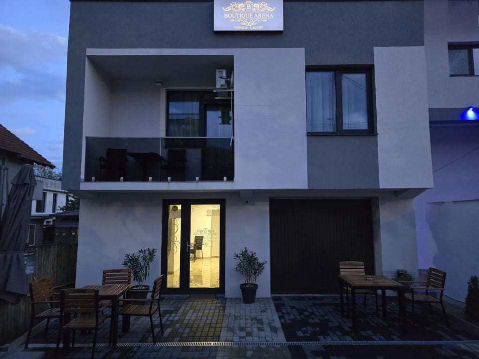 Boutique Arena Bed and Breakfast in Romania