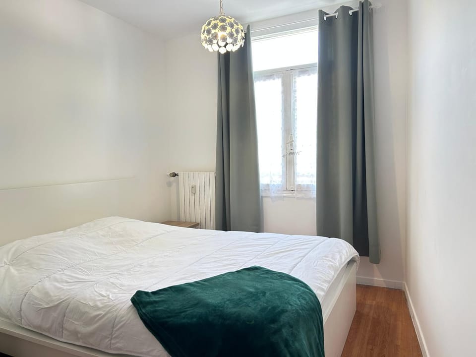 Dahlias- 6 pers Vrai tout à pied Apartment in Saint-Raphael