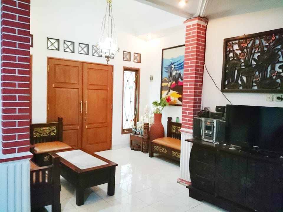 Communal lounge/ TV room, TV and multimedia, Lobby or reception