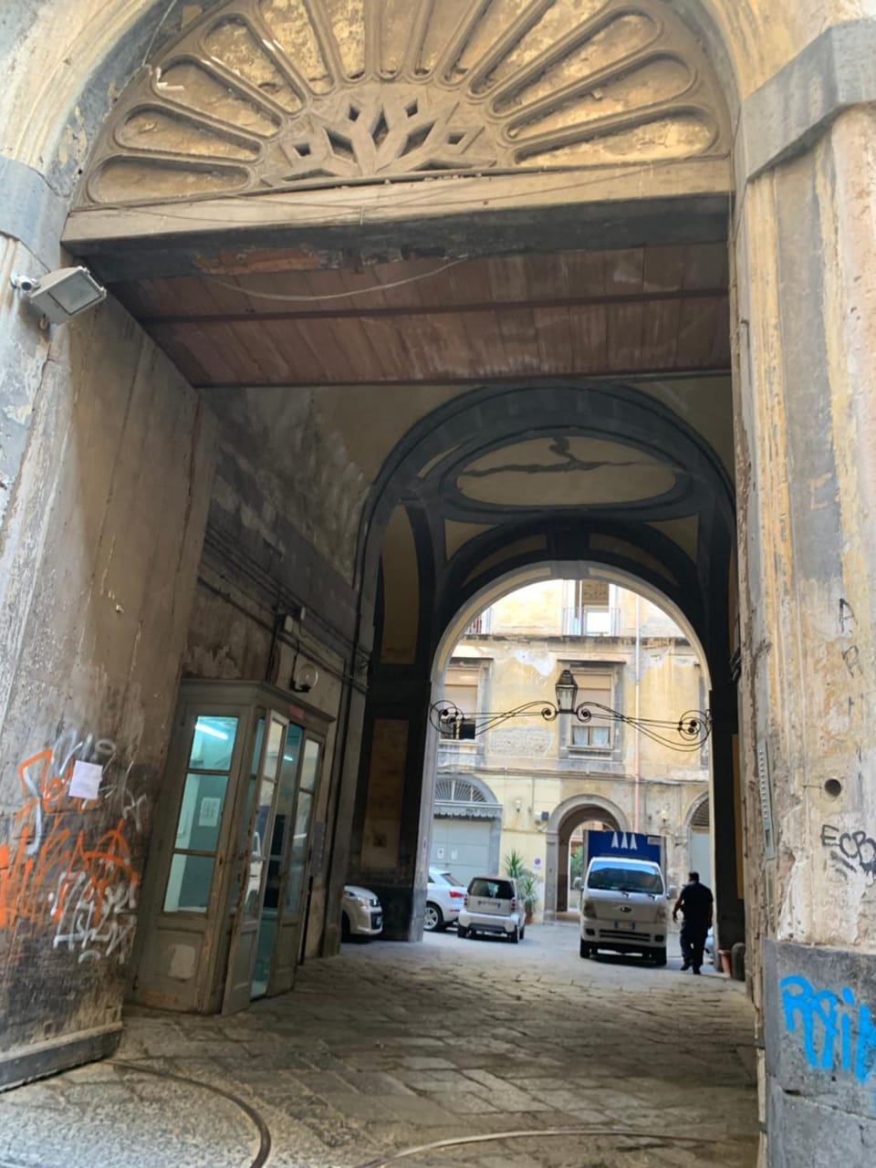Facade/entrance