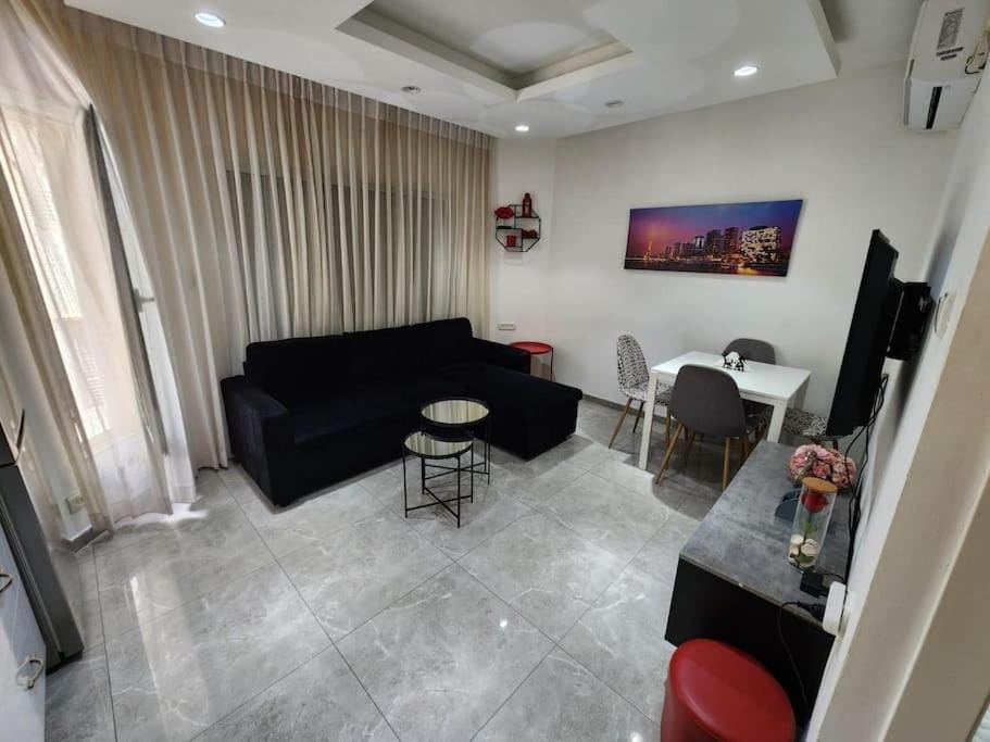 Lovely 2Rooms Apartament with sea view Apartment in Tel Aviv District