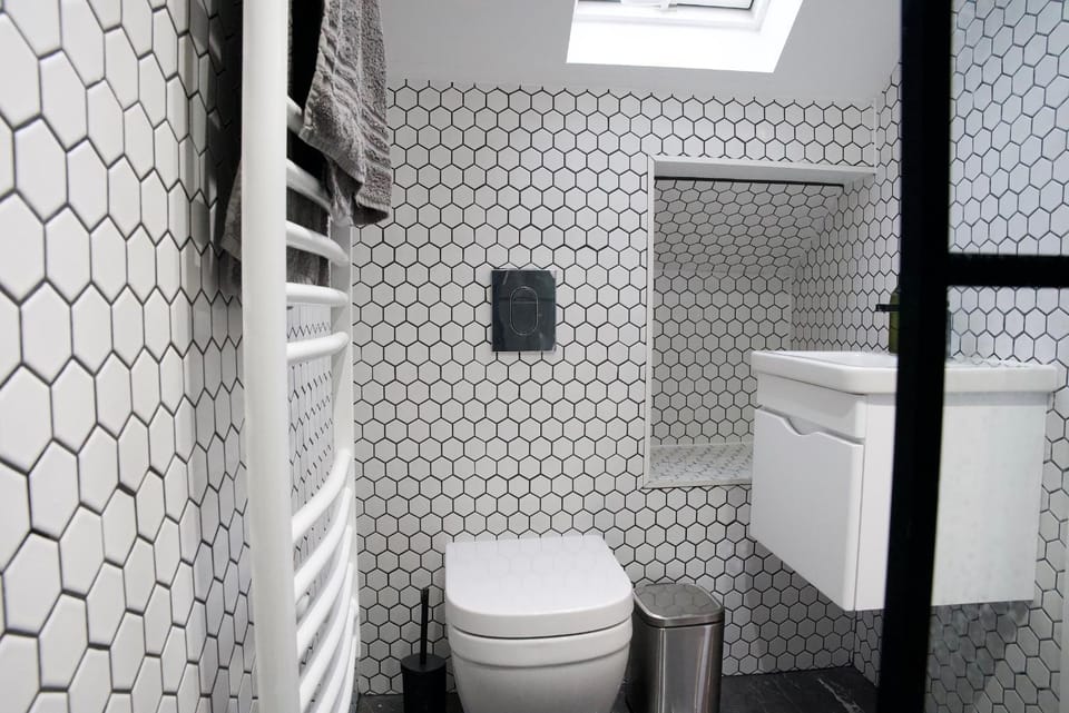 Toilet, Bathroom