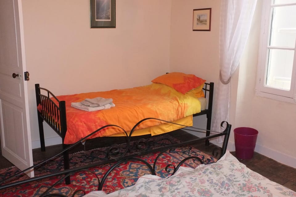 La Maison Bleue Vacation rental in Nouvelle-Aquitaine