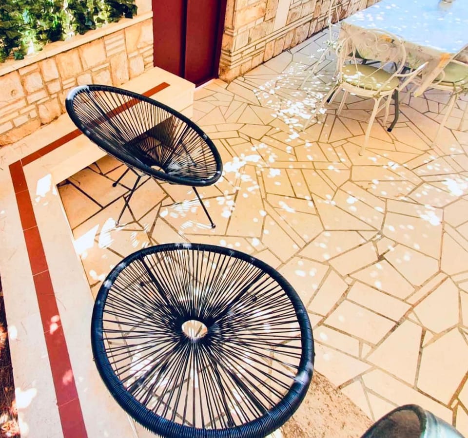 Dalmatian House, spacious stone terraces, balcony , views House in Dubrovnik