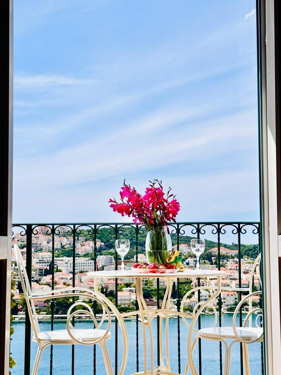 Dalmatian House, spacious stone terraces, balcony , views House in Dubrovnik