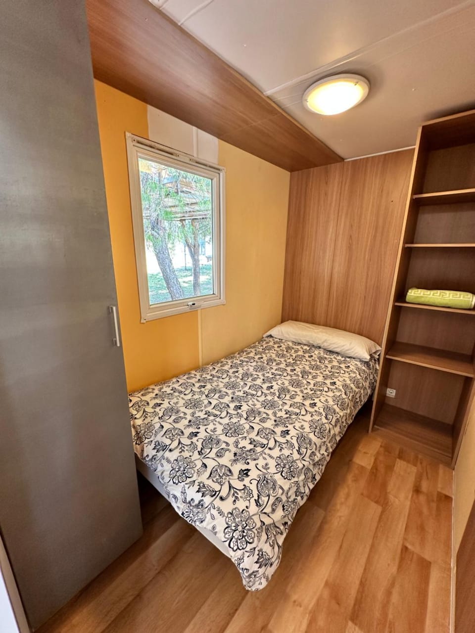 Bed, Bedroom, wardrobe
