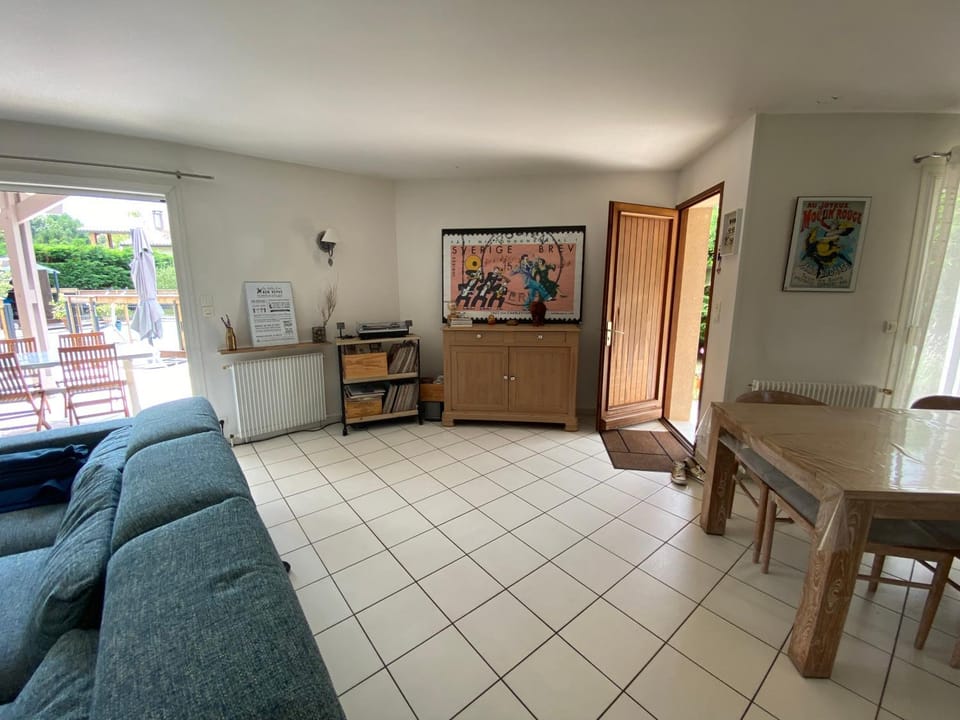 Maison au calme au bord des bois Villa in Saint-Médard-en-Jalles