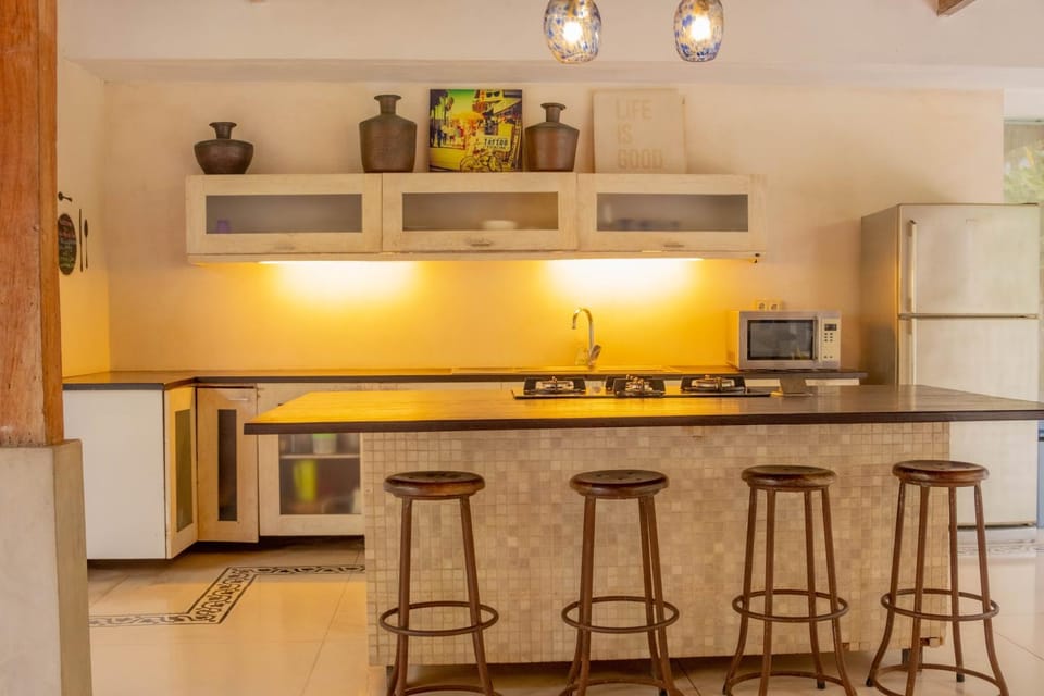 Coffee/tea facilities, Kitchen or kitchenette, minibar, pet friendly, stove