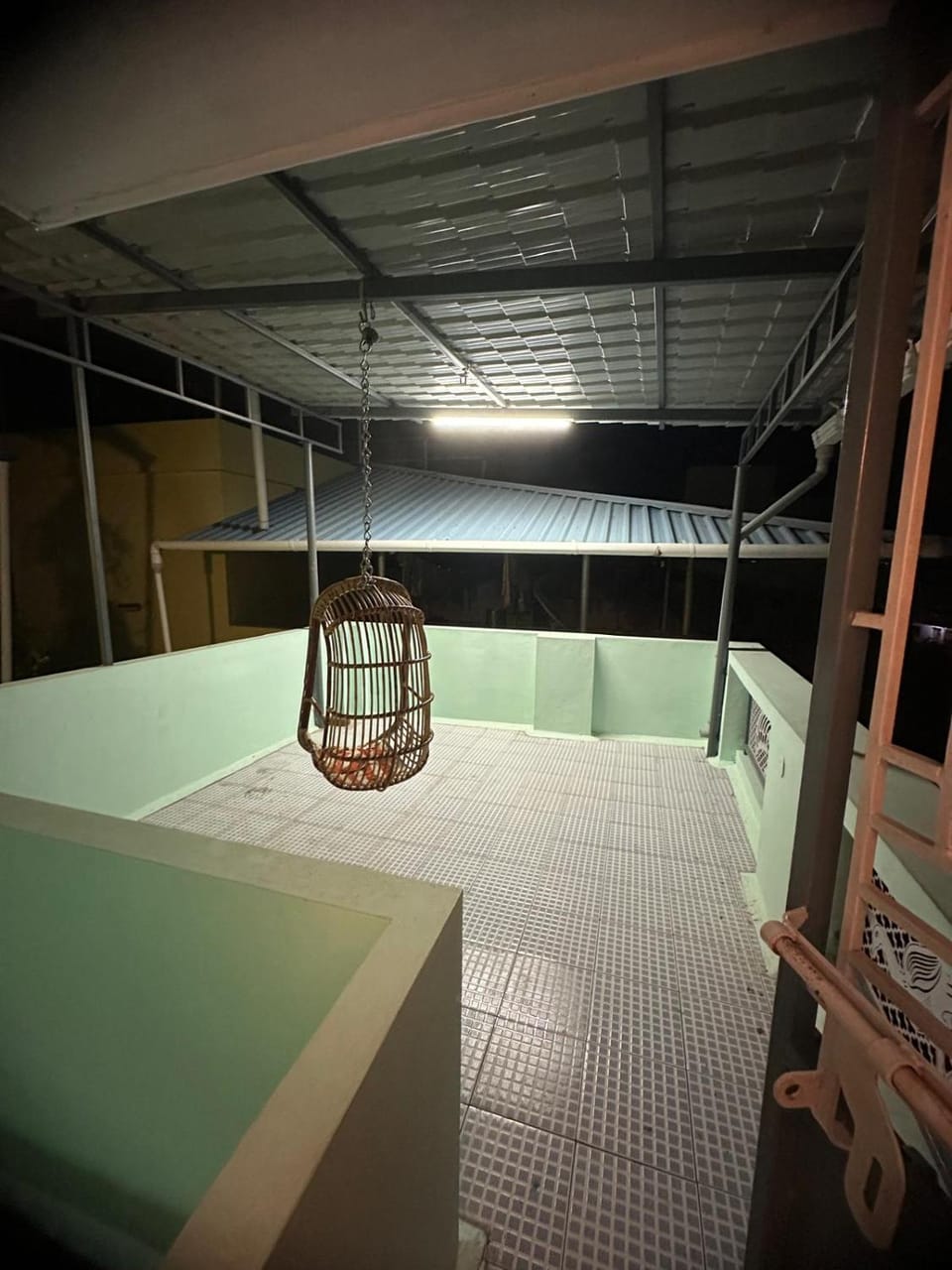 PARVATHY MURUGAN COTTAGE-2ND FLOOR for Pilgrims, family and Bachelors only Vacation rental in Tamil Nadu
