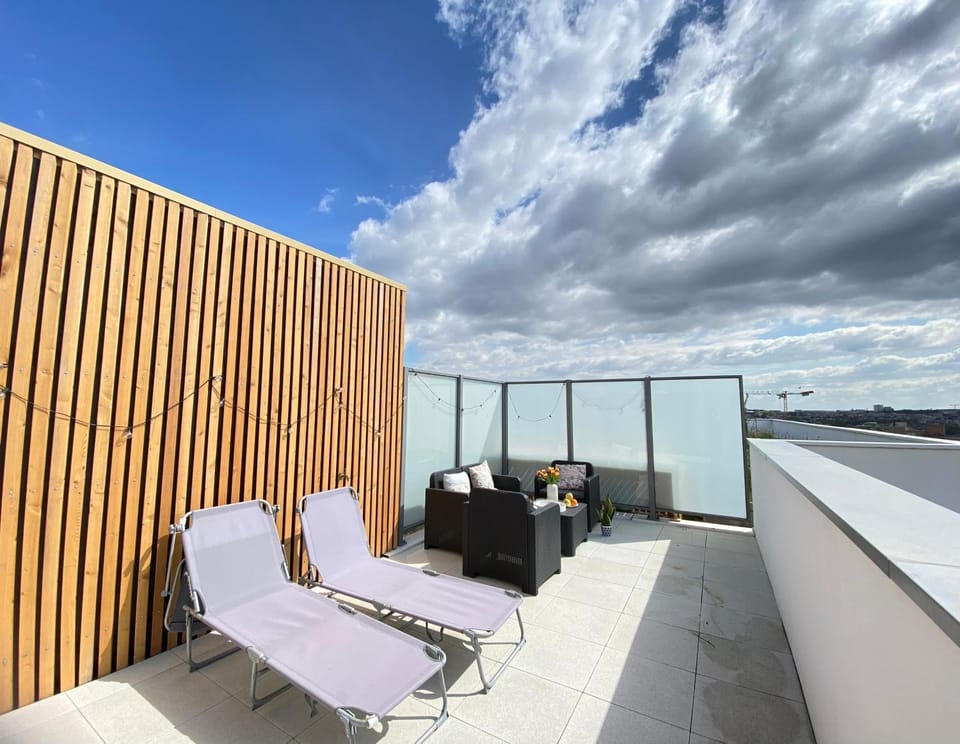 Patio, Balcony/Terrace