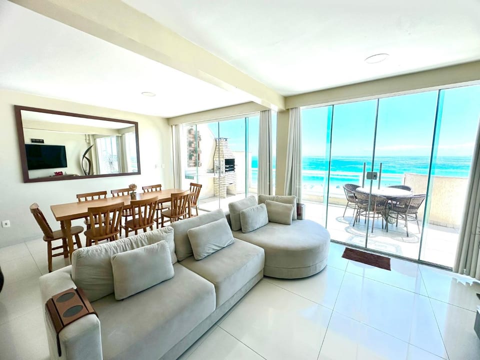 Luxuosa Cobertura Vista Mar- Praia Grande Apartment in State of Rio de Janeiro