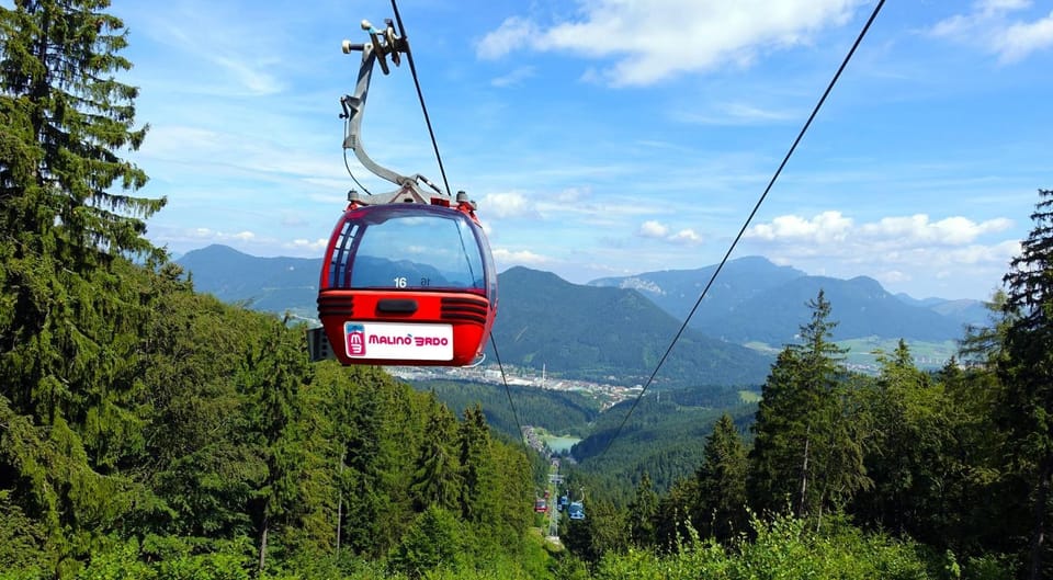 Nearby landmark, Day, Natural landscape, Mountain view