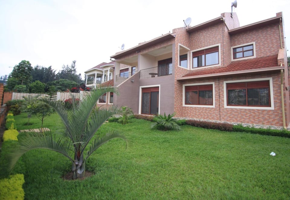 Property building, Garden, Garden view