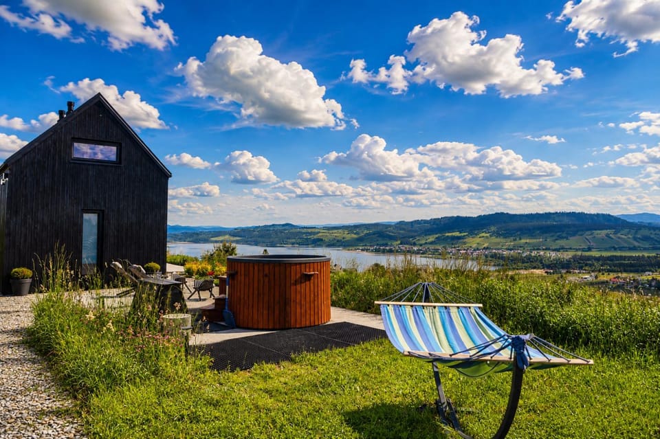 Property building, Nearby landmark, Spring, Day, Natural landscape, Mountain view