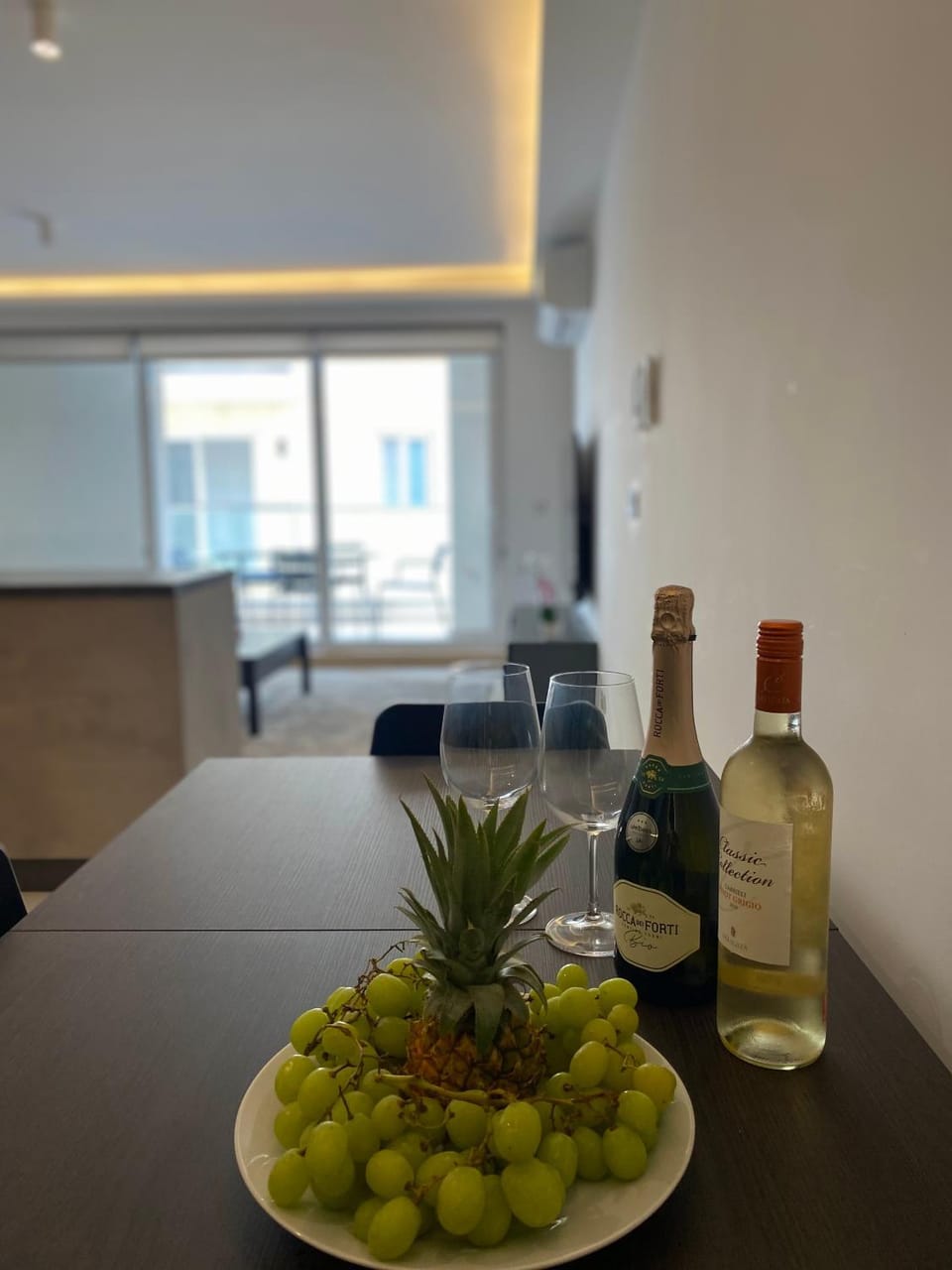 Food and drinks, Food, Drinks