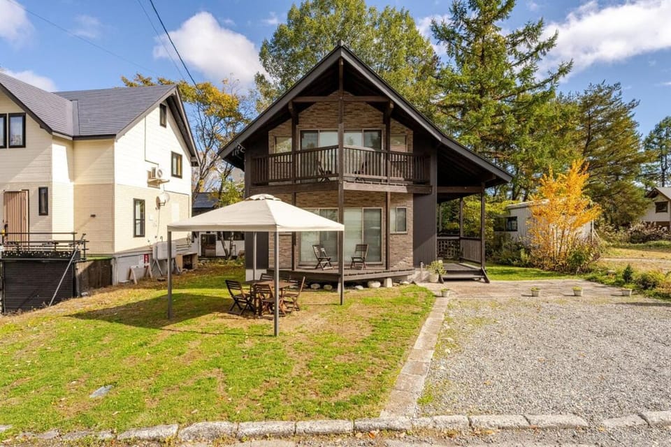 Property building, Spring