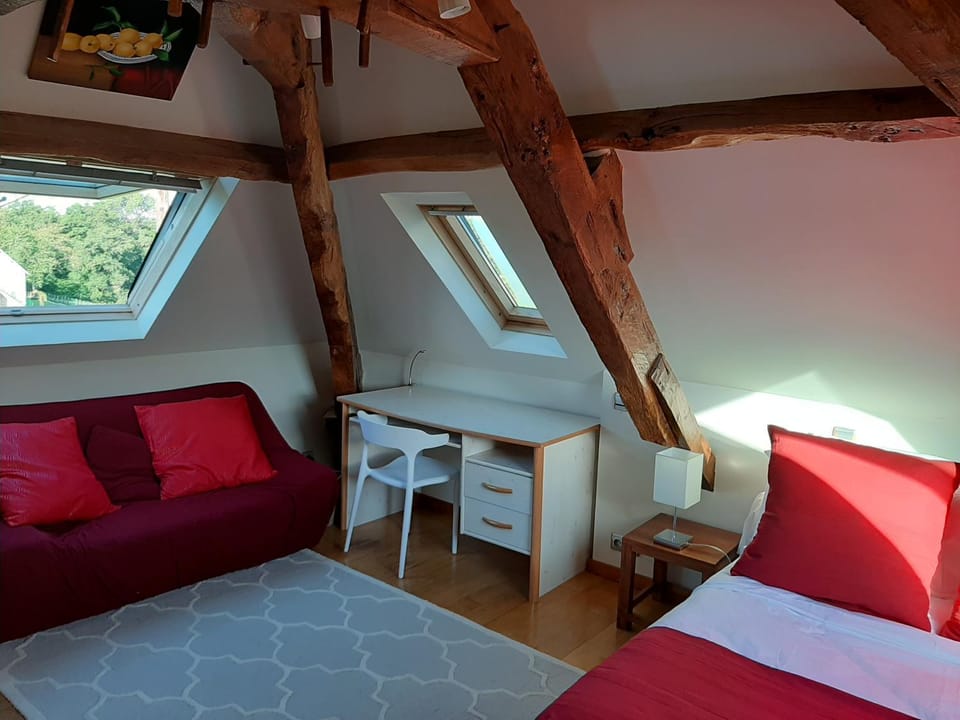 Bed, Bedroom