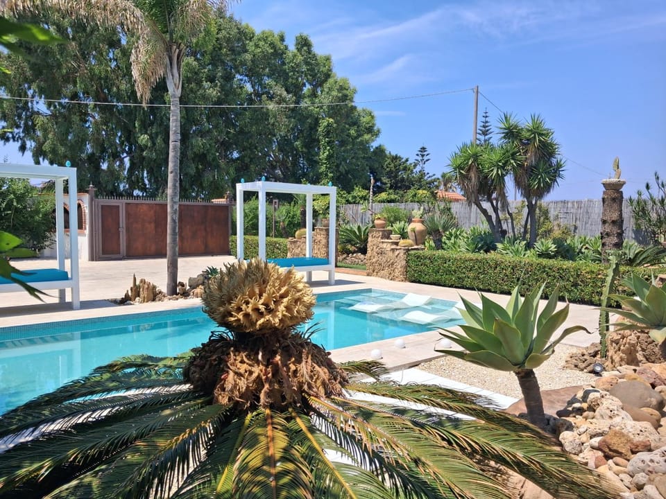 Garden, Pool view