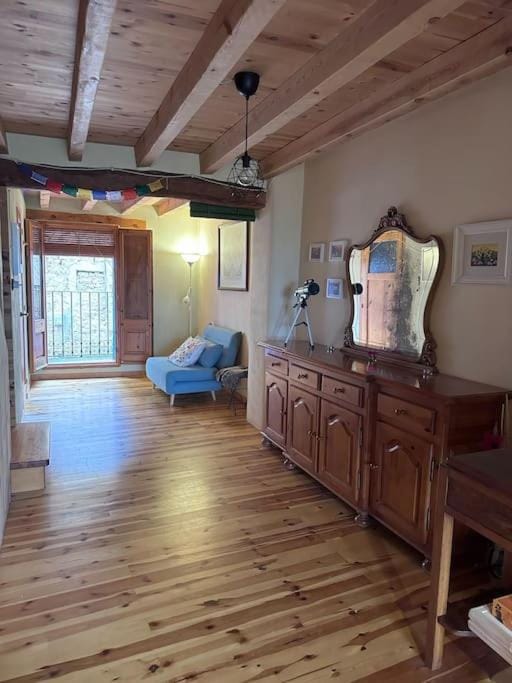 Game Room, Living room, Seating area, Street view, Street view