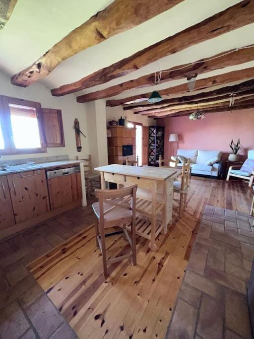 Kitchen or kitchenette, Living room, Seating area, Dining area, Mountain view, Mountain view, Sunset