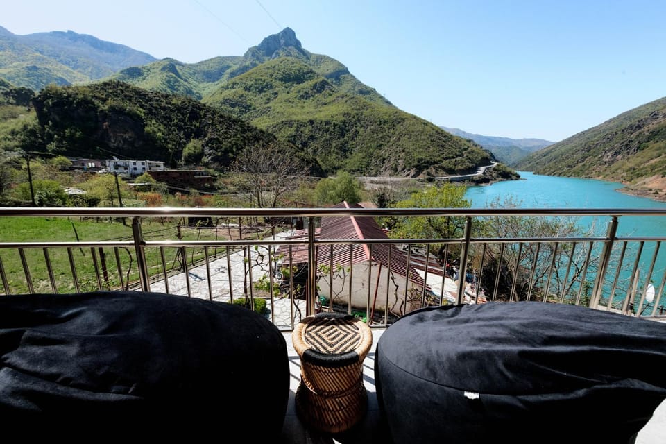 koman_lakeview_apartments Apartment in Montenegro