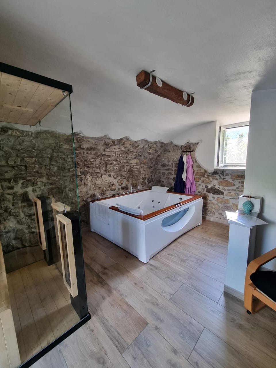 Hot Tub, Sauna, Spa and wellness centre/facilities