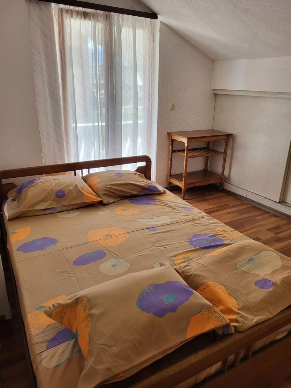 Vreshtat e Liqenit-Ezerski Llozja Bed and Breakfast in Municipality of Ohrid, North Macedonia