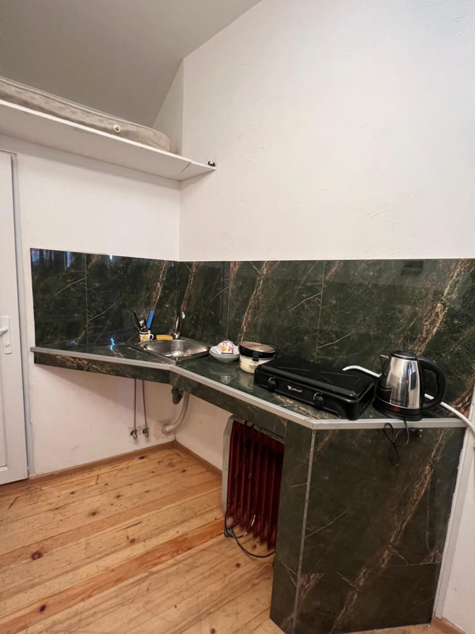 Avlabari C6 Bed and Breakfast in Tbilisi, Georgia