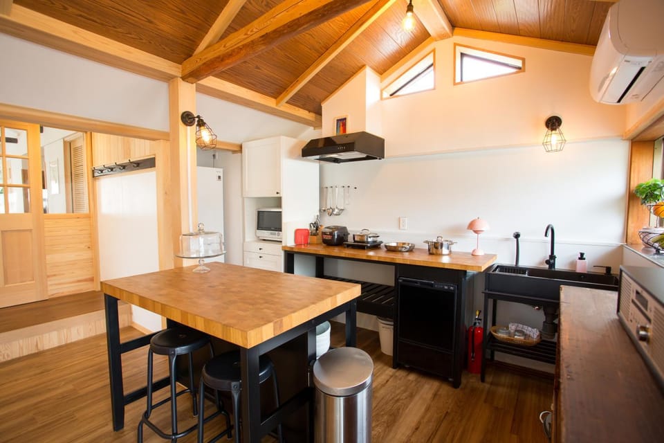 一棟貸し宿 Kanata Riverview House Apartment in Shizuoka Prefecture