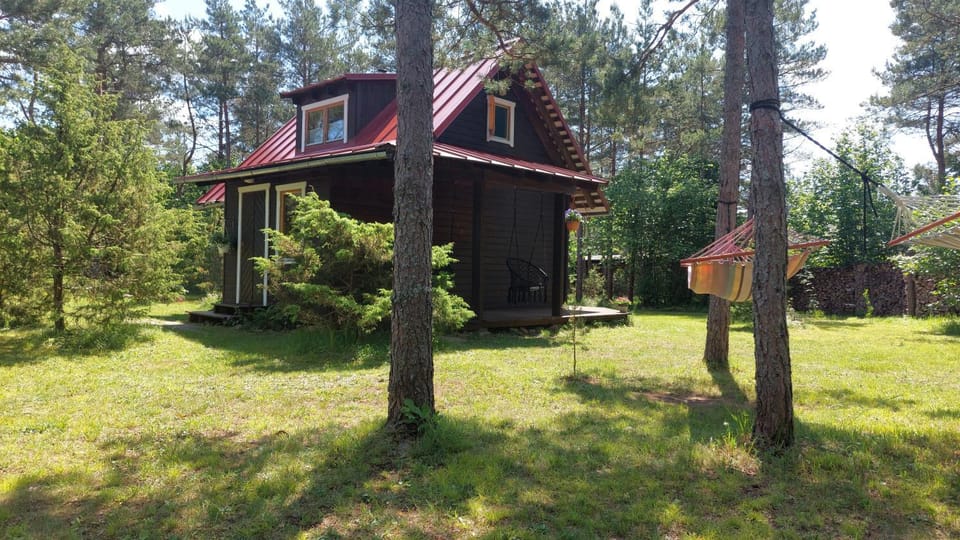 Sinilille suvemaja saunaga House in Estonia