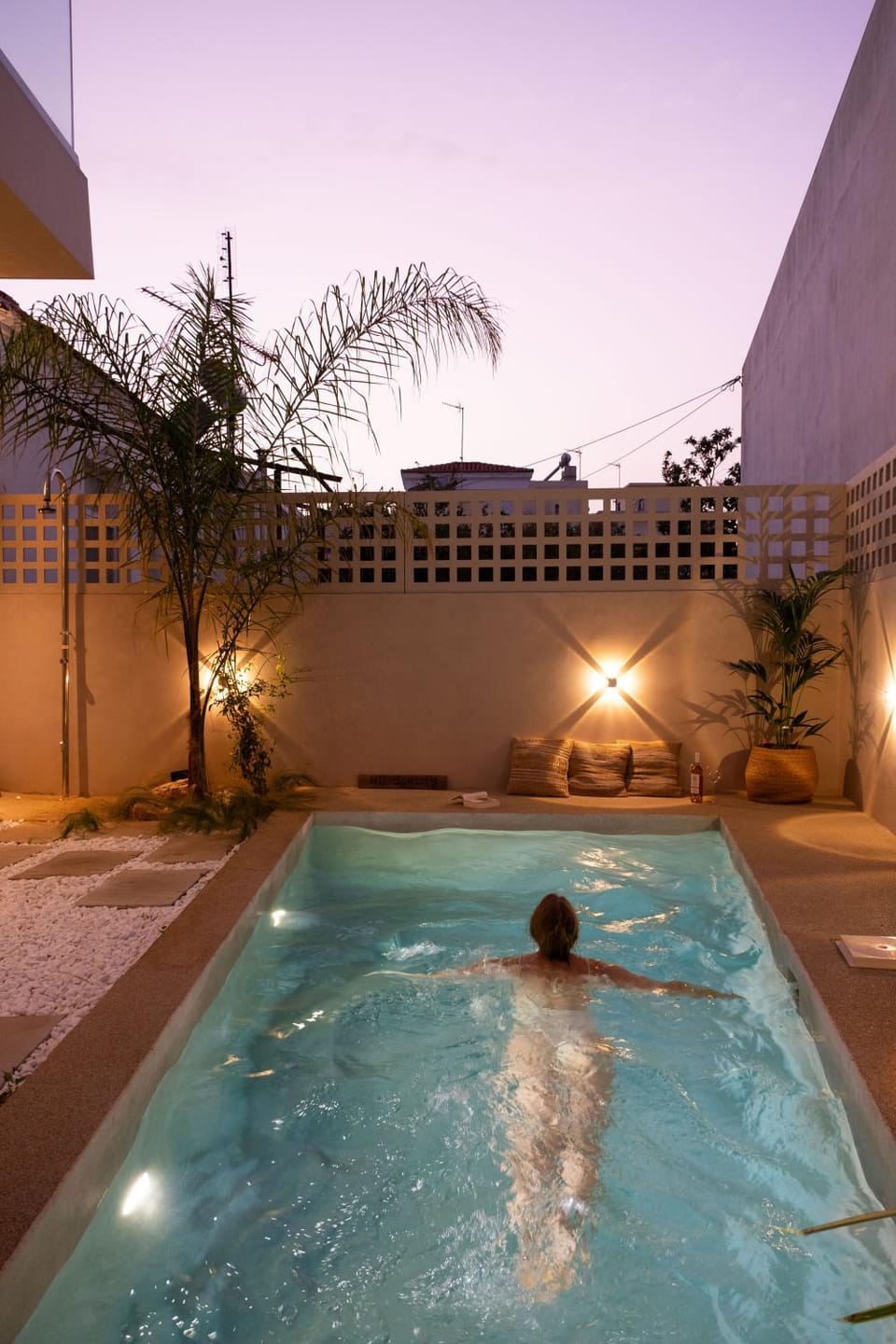 Patio, Patio, Spring, Day, Night, Summer, Garden, Garden, Seating area, Garden view, Garden view, Pool view, Swimming pool, Time of day, Sunset, Inner courtyard view, towels, towels