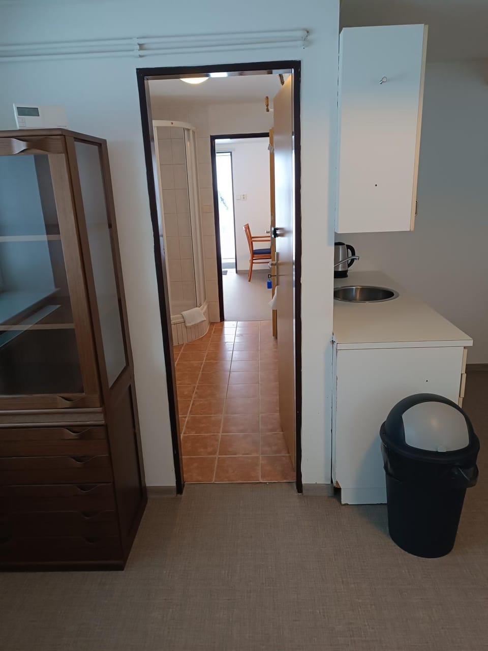 Kitchen or kitchenette
