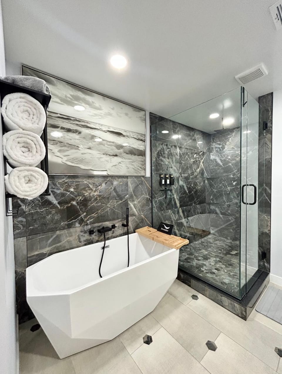 Shower, Bathroom, Bath, towels