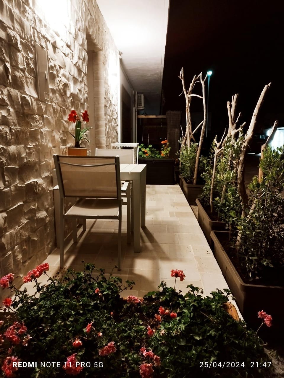 Patio, Garden, Balcony/Terrace