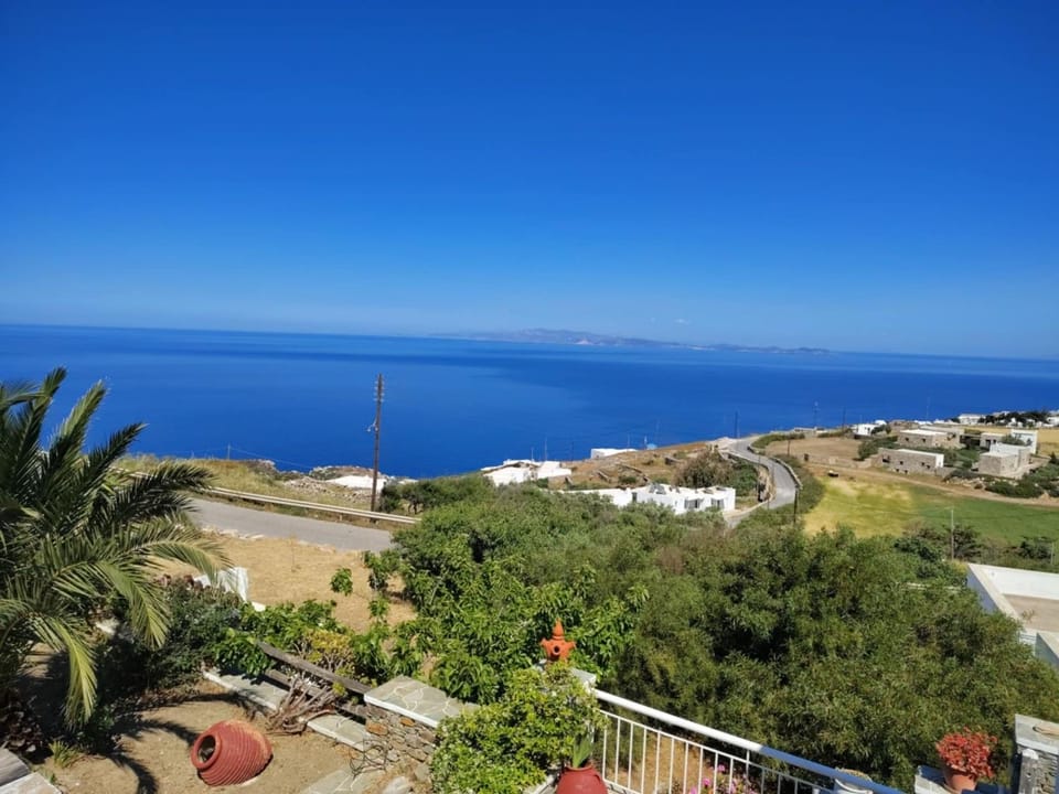 BELLAVISTA HOUSE Villa in Milos