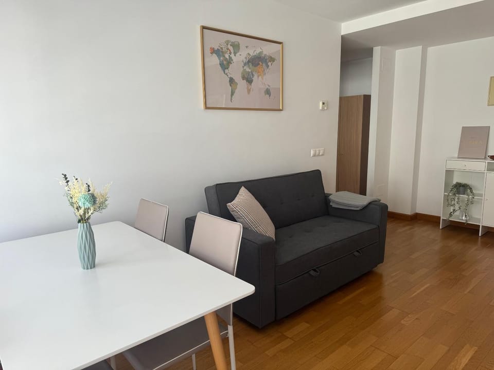 Living room, Lounge or bar